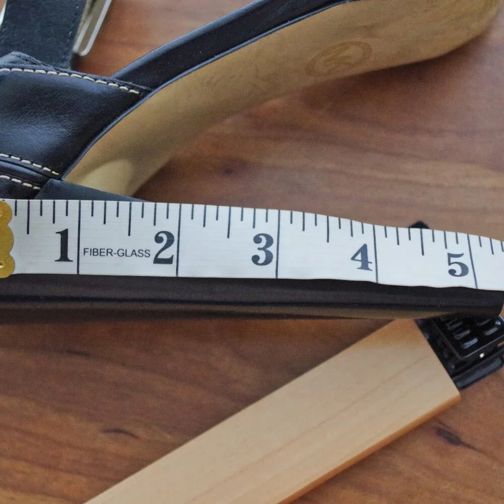 Michael; Michael Kors Platform High Open Toed Heels Size 9.5M - Picture 12 of 12